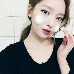 快手长相奇葩女网红,揭秘快手热门长相奇葩女网红的独特魅力