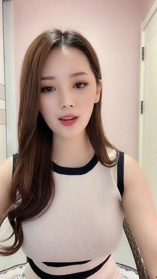 网红李艺菲,从网红到影响力人物，她的蜕变之路