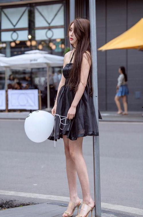 头条拍广告的小姐姐,头条拍广告小姐姐的时尚风采